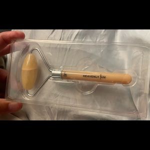 New, IT Cosmetics, Heavenly Luxe Face & Neck Cirtrine Roller